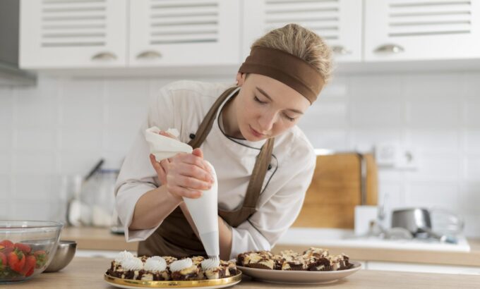Career Opportunities After a Diploma in Patisserie and Confectionery Diploma in Patisserie and Confectionery
